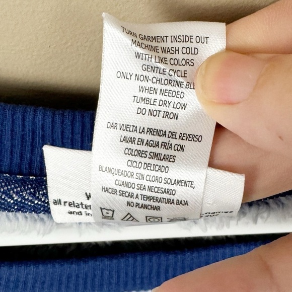 Wizarding World of Harry Potter Navy Blue Fleece Long Sleeve Sleep Top - Picture 5 of 6